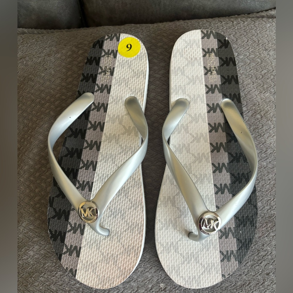 mk sandals